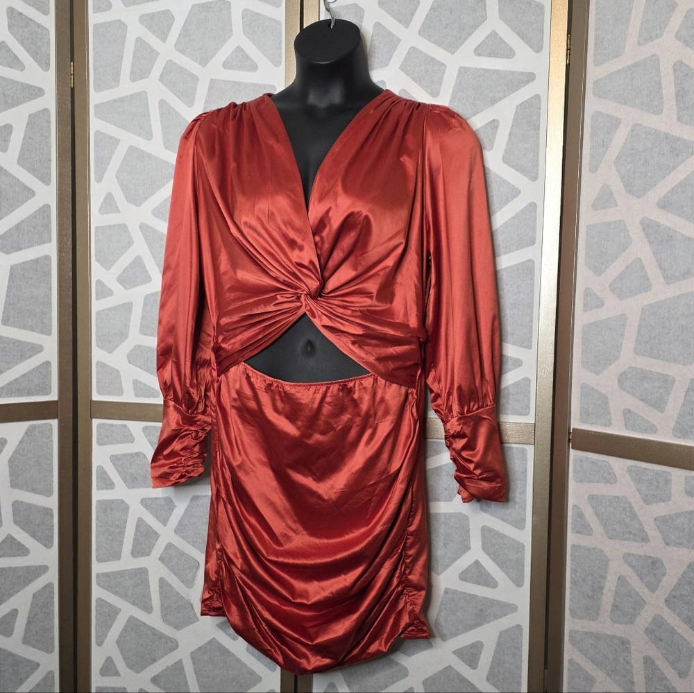 Simplee Plus Cut-Out Ruched Dress | Size 2XL - Picture 2 of 5